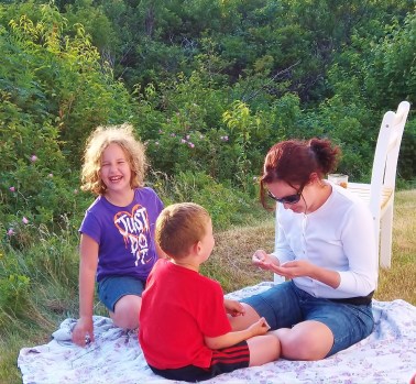 324